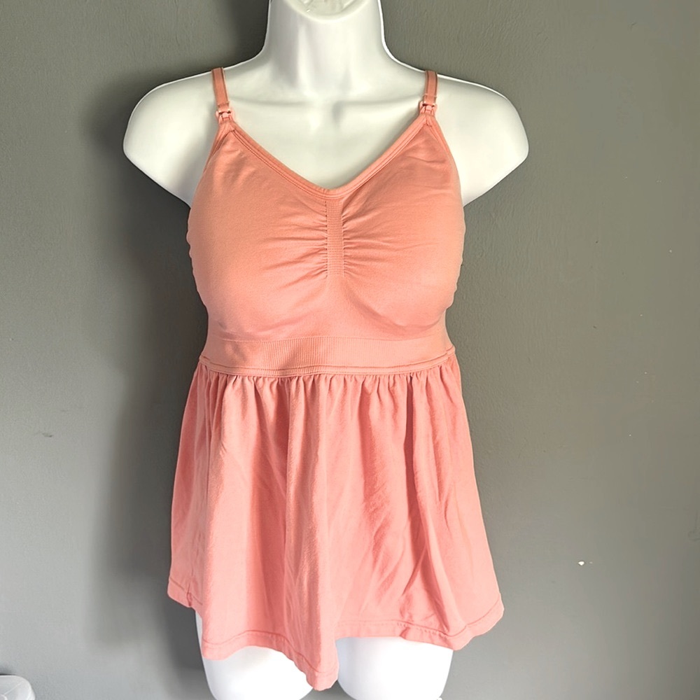 Motherhood tops size L